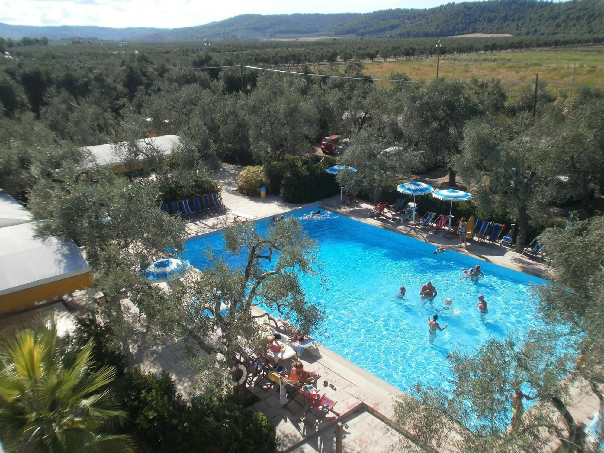 Appartamenti Gallo Club Vieste Esterno foto